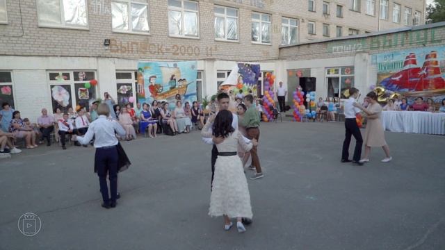 ВАЛЬС 9в класс 2 школа смотреть онлайн