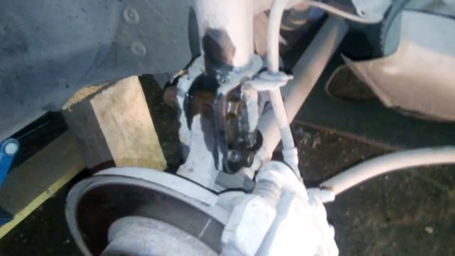 Замена передних стоек на автомобиле ВАЗ САМАРА 2108-2115. смотреть онлайн