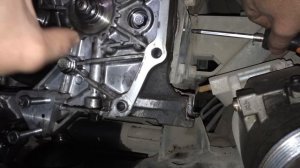 Hyundai H-1 Grand Starex 2.5 CRDI выставить метки балансирных валов