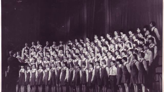 Французская народная песня "Красивый барабанщик", обработка В. Соколова смотреть онлайн