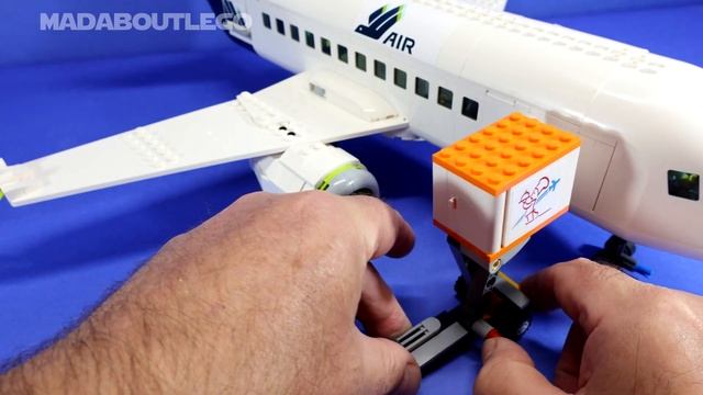 The New 2023 LEGO City Passenger Airplane 60367. смотреть онлайн