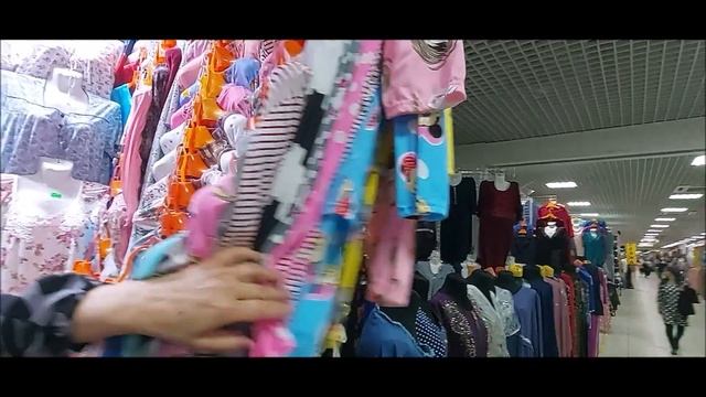 САДОВОД/ТЕКСТИЛЬ ЖЕНСКИЙ/ДОМАШНЯЯ ОДЕЖДА/ПИЖАМЫ/2 ЧАСТЬ /ОПТ И РОЗНИЦА/РЫНОК МОСКВА смотреть онлайн