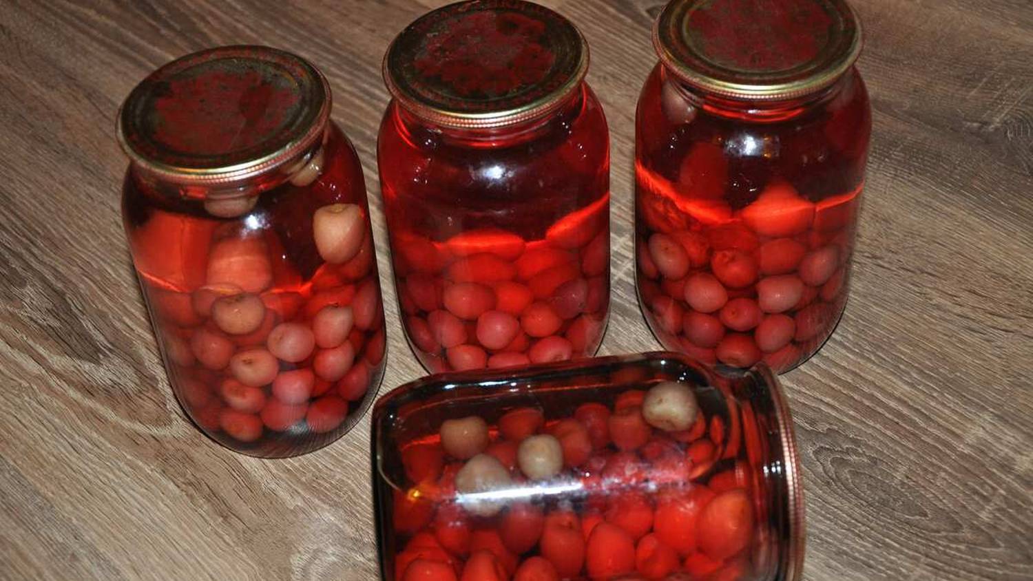 КОМПОТ ИЗ ЧЕРЕШНИ НА ЗИМУ без стерилизации. Очень простой рецепт. смотреть онлайн