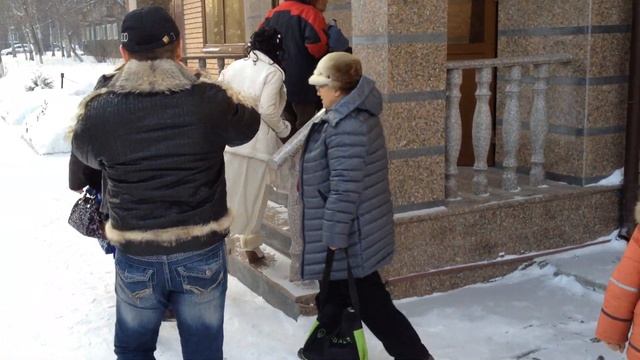 Торжественное разбитие бокалов на свадьбе смотреть онлайн