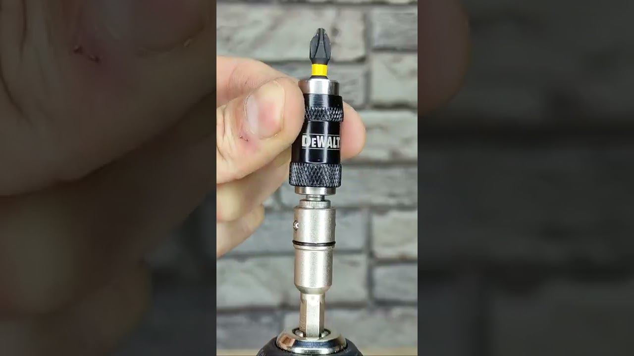 Секрет опытных мастеров! Как можно легко закрутить саморез в труднодоступном месте? #shorts смотреть онлайн