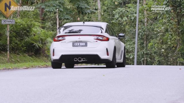 FL5 Honda Civic Type R review - Big step up from FK8? - AutoBuzz смотреть онлайн