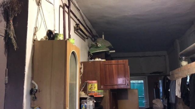 ДЕЛАЕМ РЕМОНТ У БАБУШКИ В СЕЛЕ | ПОШАГОВО избавляемся от хлама часть смотреть онлайн