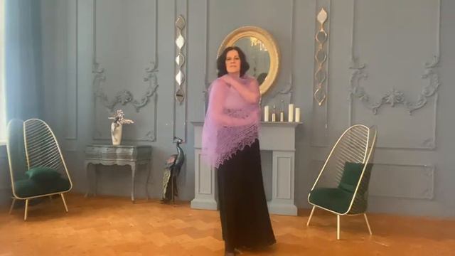 Пуховый палантин Сирень смотреть онлайн