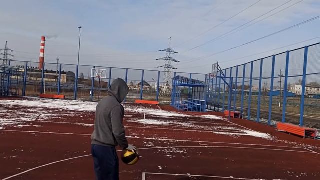 Отличная игра. Баскетбольные игрища в марте. смотреть онлайн