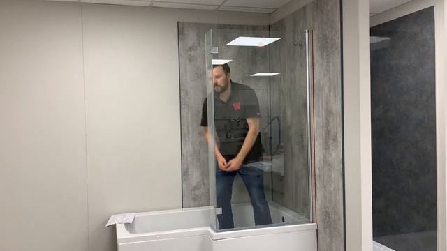 Wolseley, Nabis Universal L Bath Screen D02187. Install Step 6 - Cover Cap & Sealant смотреть онлайн