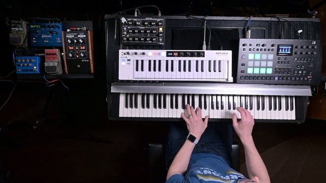 Keystep 37 + Moog Minitaur + Analog Rytm + Rhodes = more DAWless Jams! смотреть онлайн