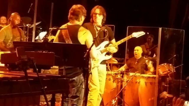 Al Di Meola with Steve Vai-Race with the Devil on Spanish Highway смотреть онлайн