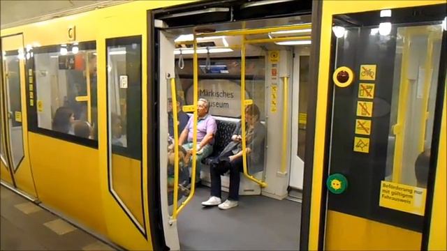 U-Bahn Berlin - U-Bahnhof Märkisches Museum U2