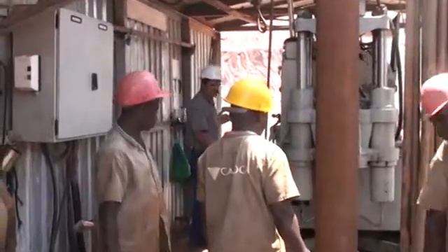 Бурение/ Обсадка скважины/ Геологоразведка/ Большой диаметр. смотреть онлайн