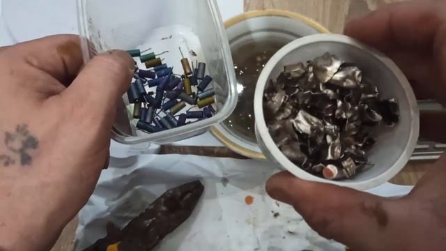 Разбор конденсаторов К 52 1М и К52 1Бм смотреть онлайн