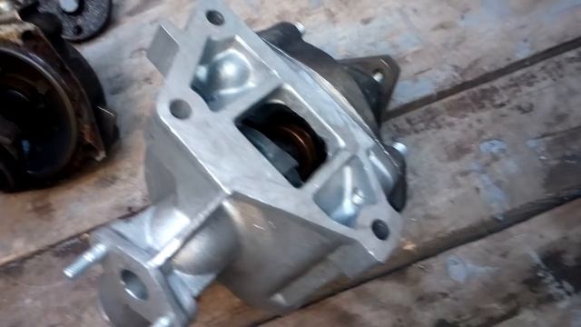 Помпа ВАЗ 2101-2130 . Отличия . Как улучшить производительность.Какой водяной насос поставить на ВА смотреть онлайн