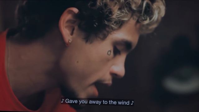 Season 2 Episode 8 Euphoria’s Season Finale￼ Elliot Plays “Little Star” смотреть онлайн