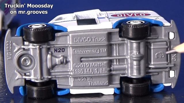 Truckin' Mooosday! Diecast Milk Trucks and NEW Matchbox DIVCO with moving parts! Truckin' Tuesday смотреть онлайн