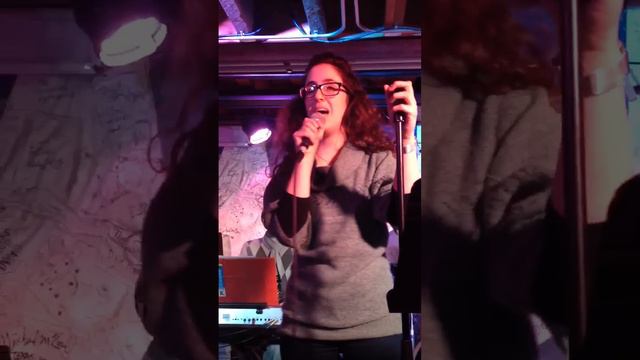 Maimon & Yasmine perform Adele's "Someone Like You" смотреть онлайн
