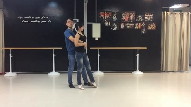 International Bachata Day Flashmob 2019 - choreo breakdown смотреть онлайн