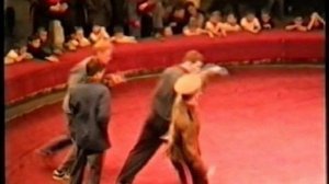 2001.04.27. Кулачные бойцы на Четвертом фестивале боевых искусств в Воронежском цирке.