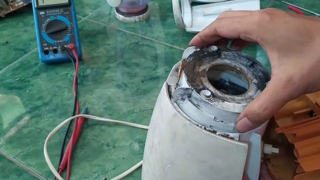 Memperbaiki Blender merk PHILLIPS jadul rusak mati total смотреть онлайн