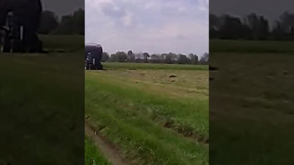 Работа подборщика тпф-45, на уборке сена