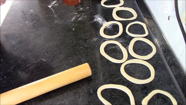 Ватрушки с джемом постные. Ароматные, мягкие, пышные и очень вкусные! смотреть онлайн
