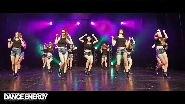 La, la, la - Shakira / Choreography by Vannia Segreto, Latin Show Lörrach / DANCE ENERGY STUDIO смотреть онлайн