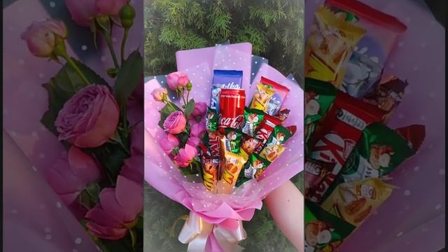 Букет с конфет для девочки на день рождения. Сладкий подарок на именины. смотреть онлайн