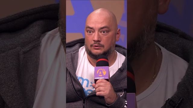 Роман Юнусов с анекдотом про Буратино! Смотри все выпуски в нашей группе в ОК #анекдотшоу #анекдот смотреть онлайн