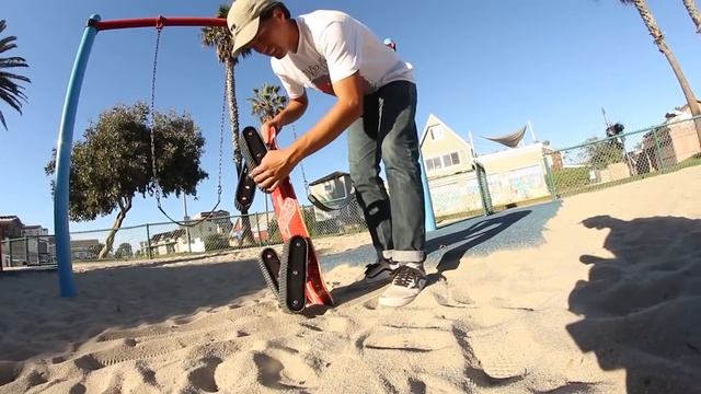 ALL TERRAIN SKATEBOARD WITH TANK TRACKS!! смотреть онлайн