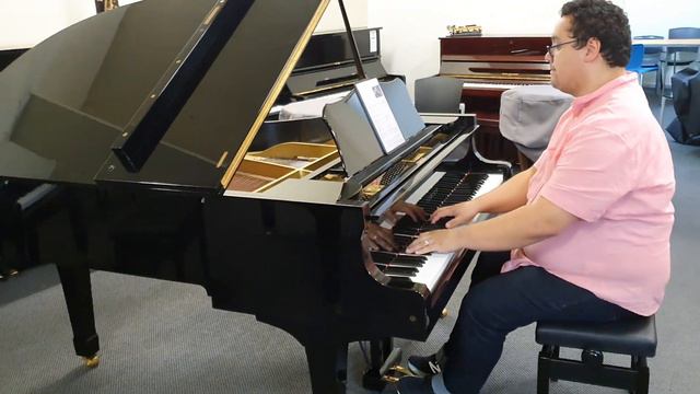 Yamaha G3E grand piano смотреть онлайн