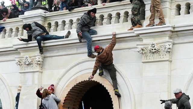 Штурм Капитолия: кто виноват и что делать? смотреть онлайн