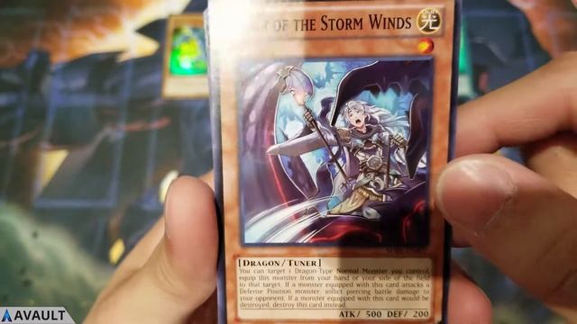 Yu-Gi-Oh! BACK TO 2013!!! Saga of Blue Eyes White Dragon Structure Deck Opening! смотреть онлайн