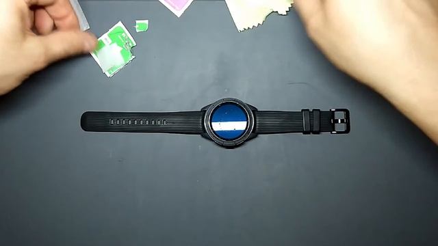 Защитное стекло на Galaxy Watch. Клеим. смотреть онлайн