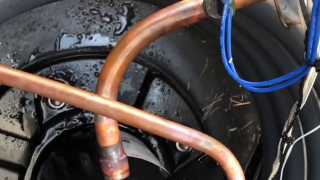 Replacing a Pool Heater Compressor смотреть онлайн
