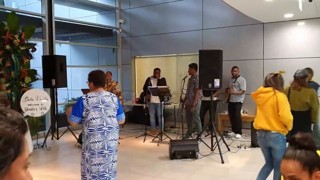 Despacito (cover). vocals isoa, litia, epi, sakeo guitars and Tom kaci on keys. смотреть онлайн