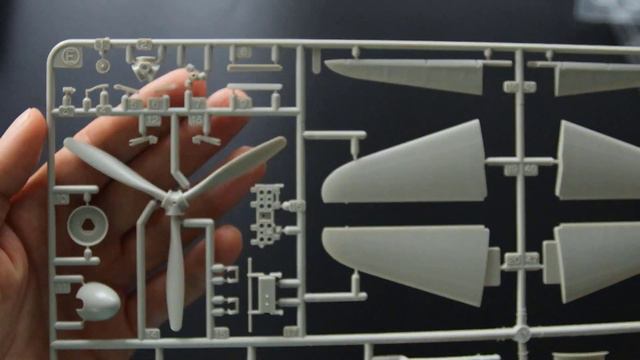 UNBOXING & REVIEW Of TAMIYA 1:32 A6M5 ZERO