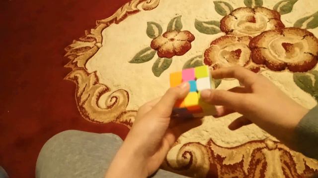 Как собрать одну сторону кубика Рубика🎲 смотреть онлайн