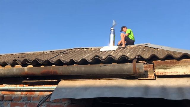 У меня протекает крыша, латаю ее своим руками смотреть онлайн