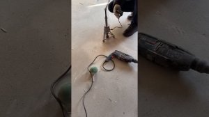 Проверка качества полусухой стяжки пола на отрыв