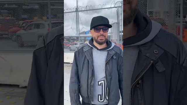 Граница США/Мексика. Я её потрогал! Переход CBP one смотреть онлайн