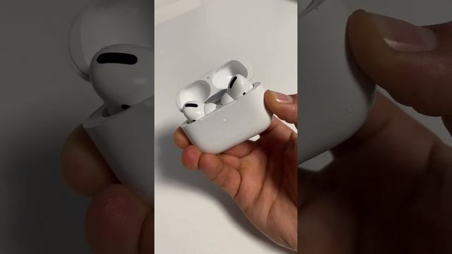 AirPods не работает наушник смотреть онлайн