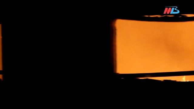 Последствия пожара на Титовском рынке в Волгограде попали на видео смотреть онлайн