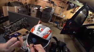 Установка гарнитуры в шлем. Мото гарнитура в шлем. Шлем AGV и Skala Rider. Cardo connect