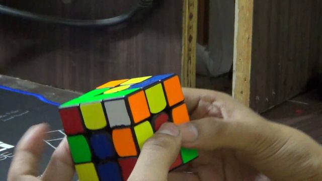 3x3 Rubik's Cube Solve (Slow Mo) смотреть онлайн