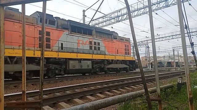 Тепловоз ТЭМ14 0073 смотреть онлайн