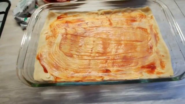 Домашняя пицца в духовке на готовом тесте смотреть онлайн