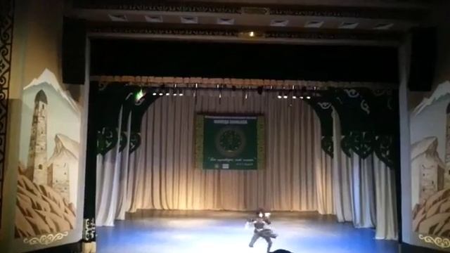 Ансамбль "Вайнах".Фестиваль сольного танца имени "Махмуда Эсамбаева". смотреть онлайн